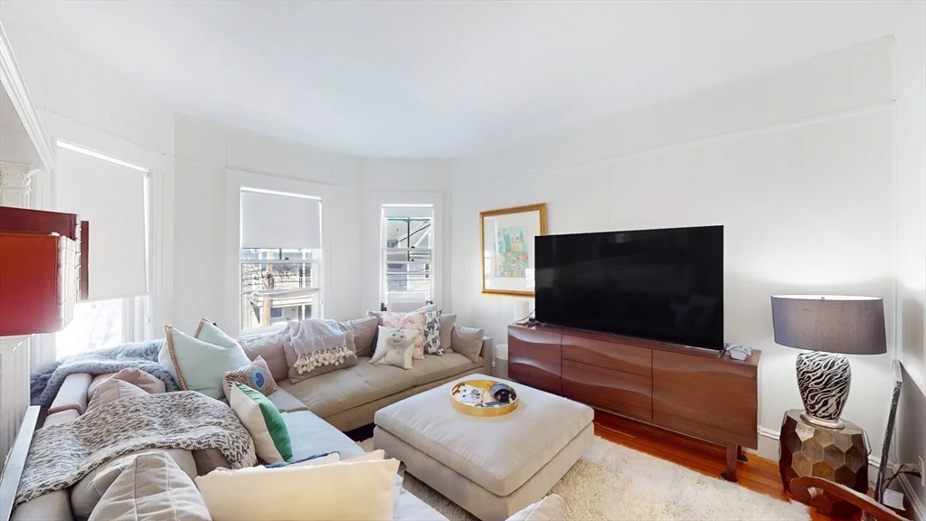 70 Hudson, Powder House Square