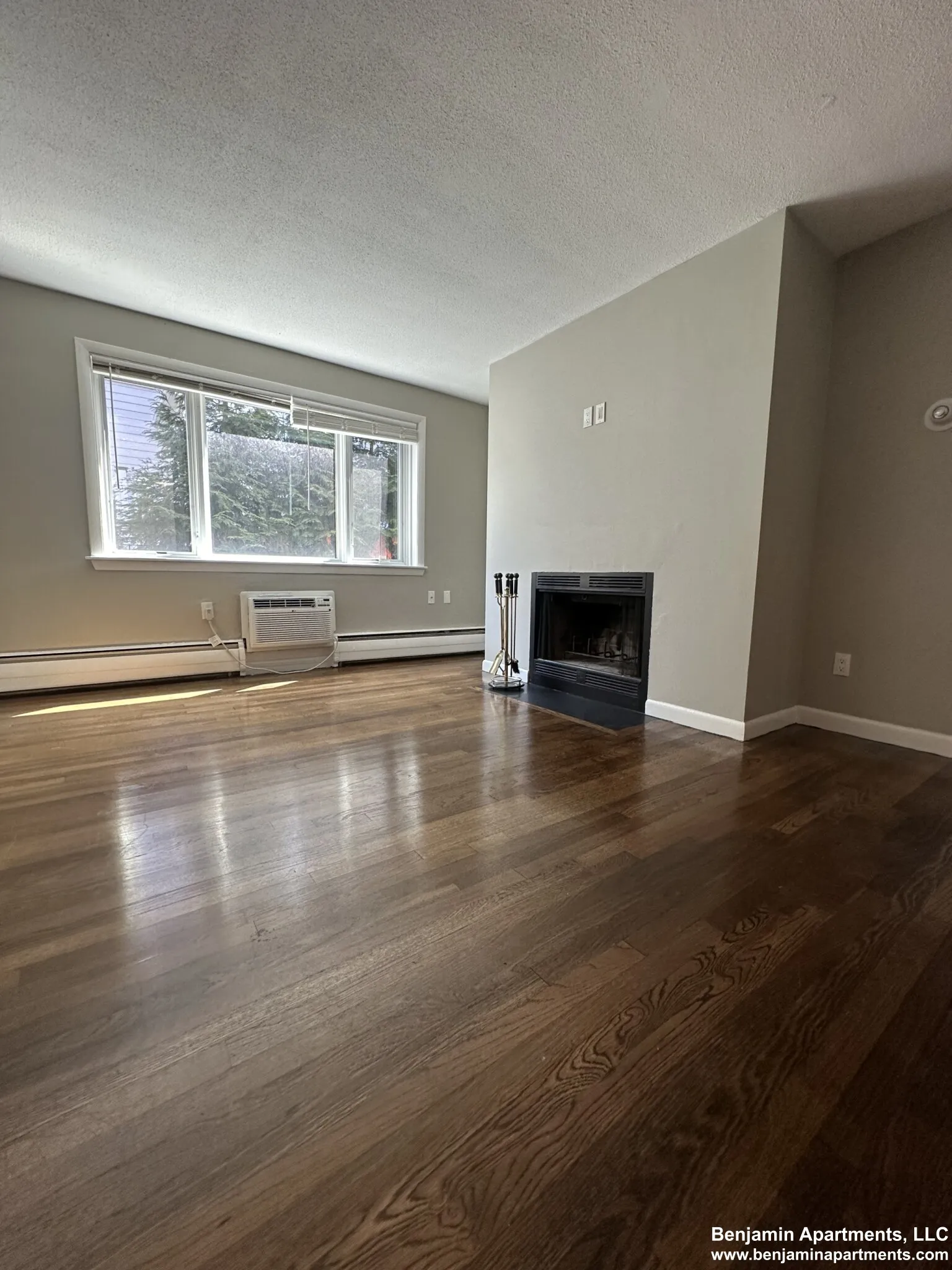 50 Evergreen St, Jamaica Plain