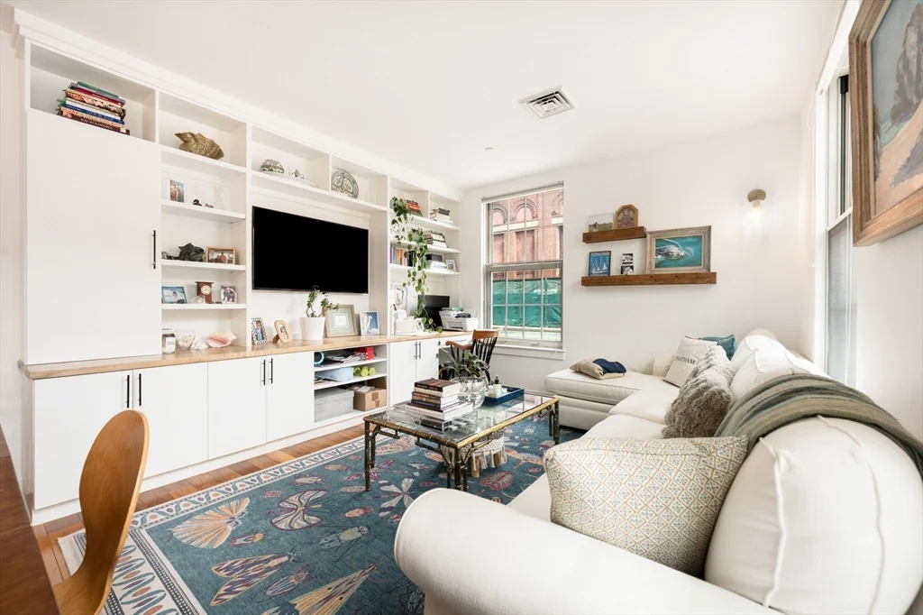 45 1st Ave, Charlestown