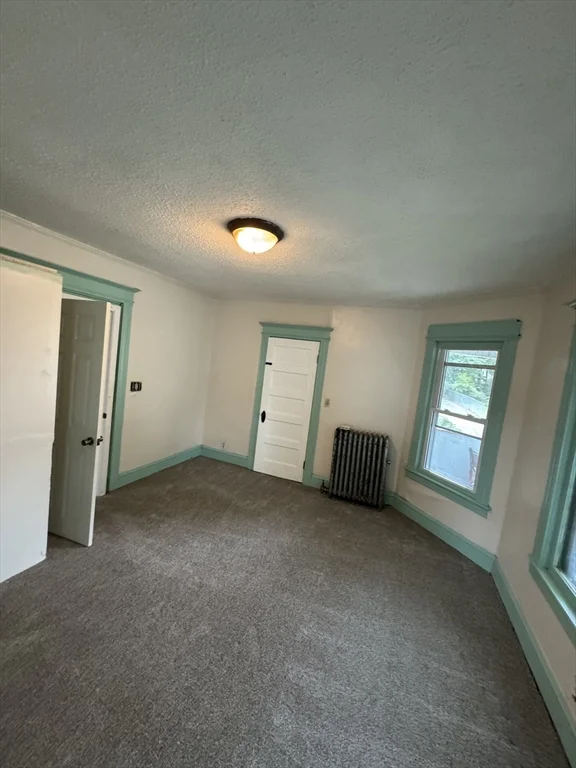 735 Belmont St, Springfield