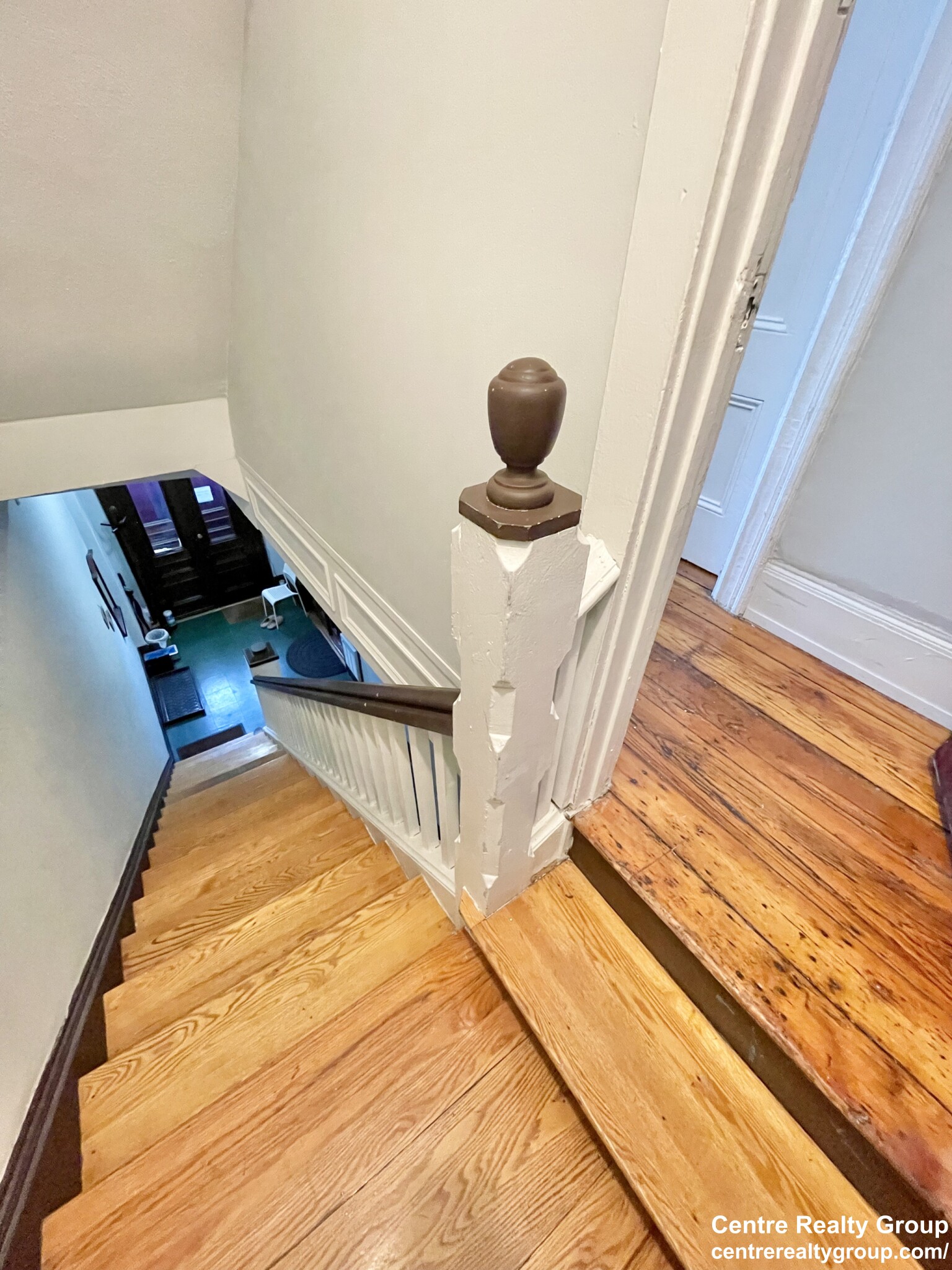 94 Mount Pleasant Ave, Roxbury