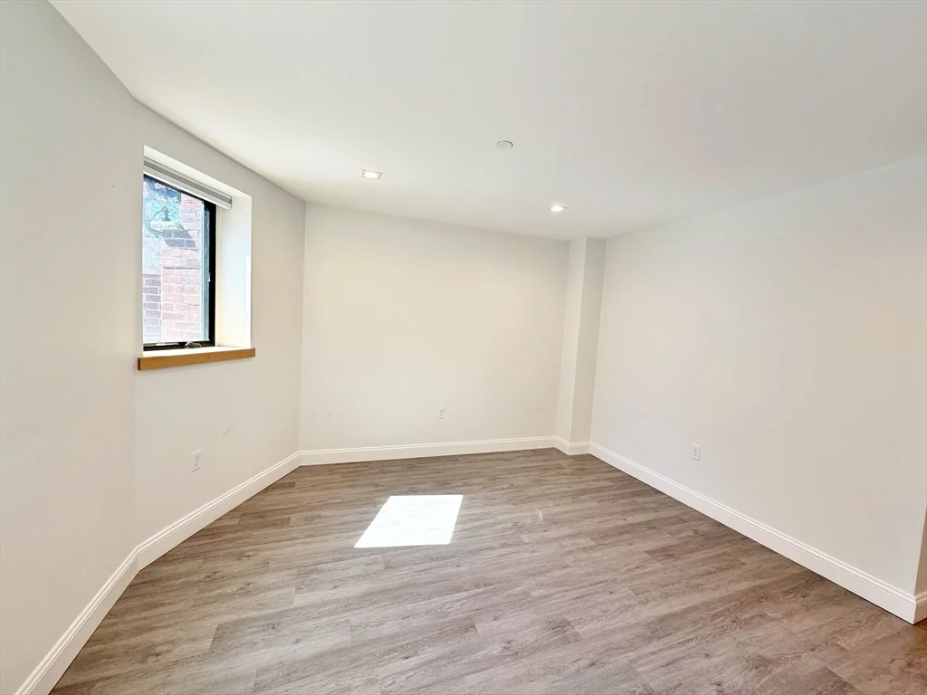 182 Webster St, East Boston