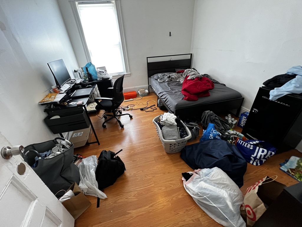 34 Cherokee St, Mission Hill