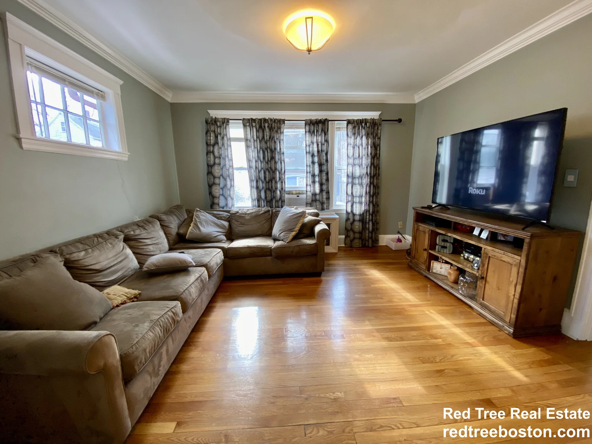 98 Whitford St, Roslindale