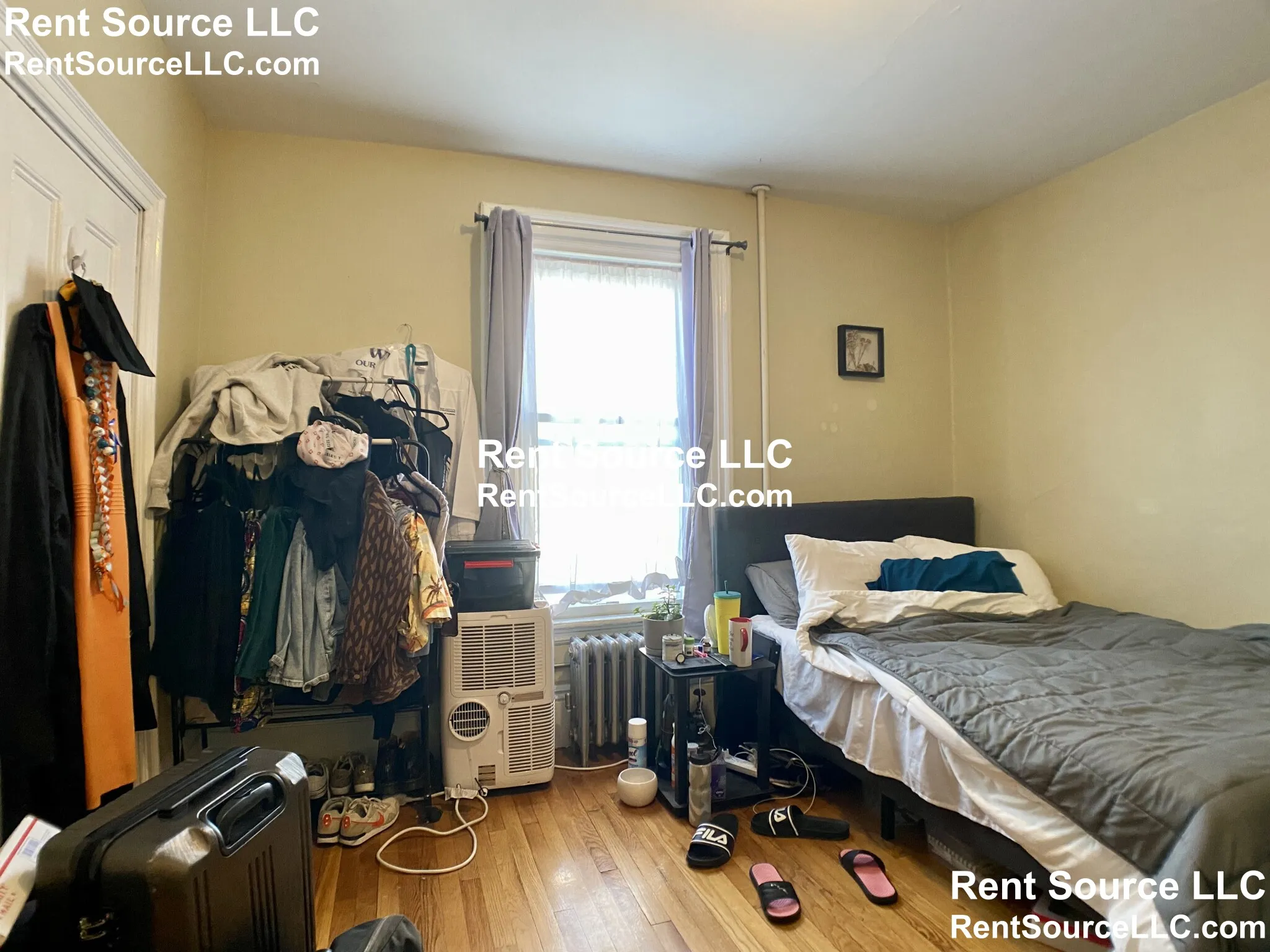 271 Highland Ave, Powder House Square