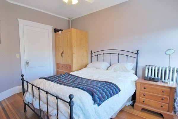 609 Centre St, Jamaica Plain