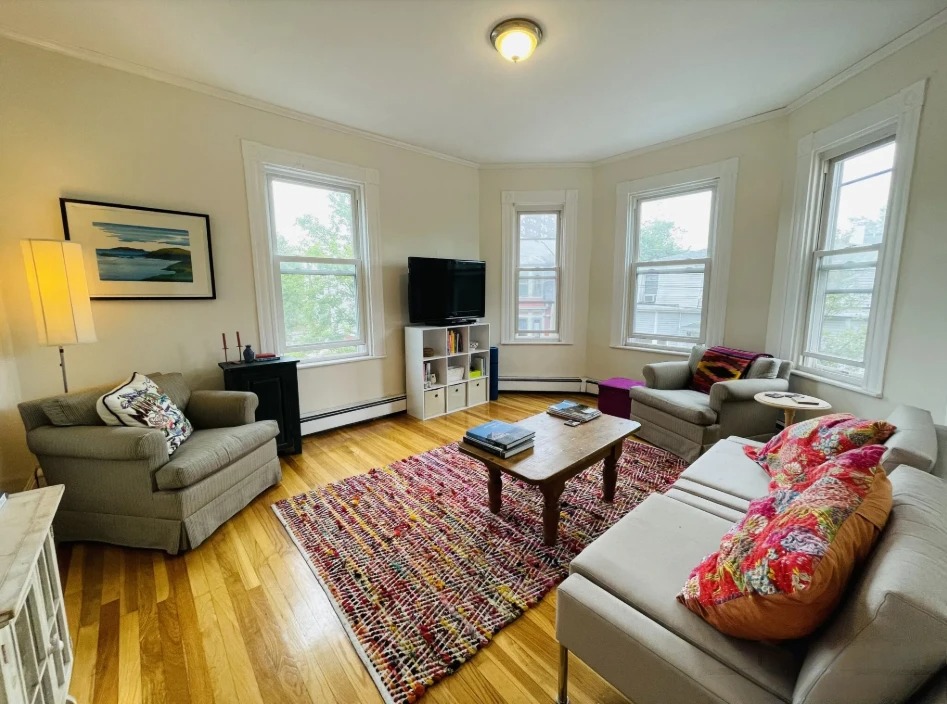 11 Houghton St, Ward Two