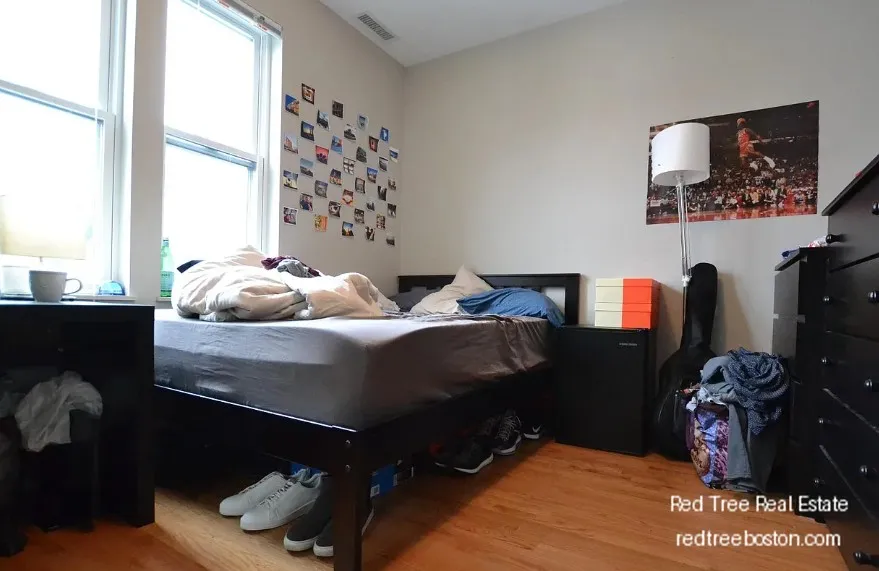 53 Glenville Ave, Allston