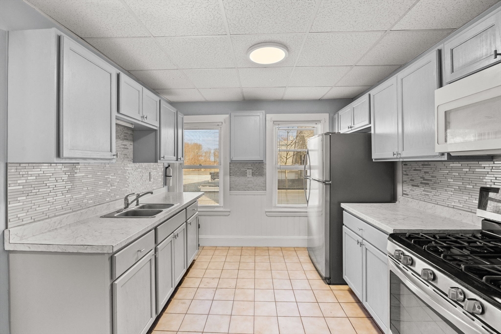 149 Clifton Ave, Brockton