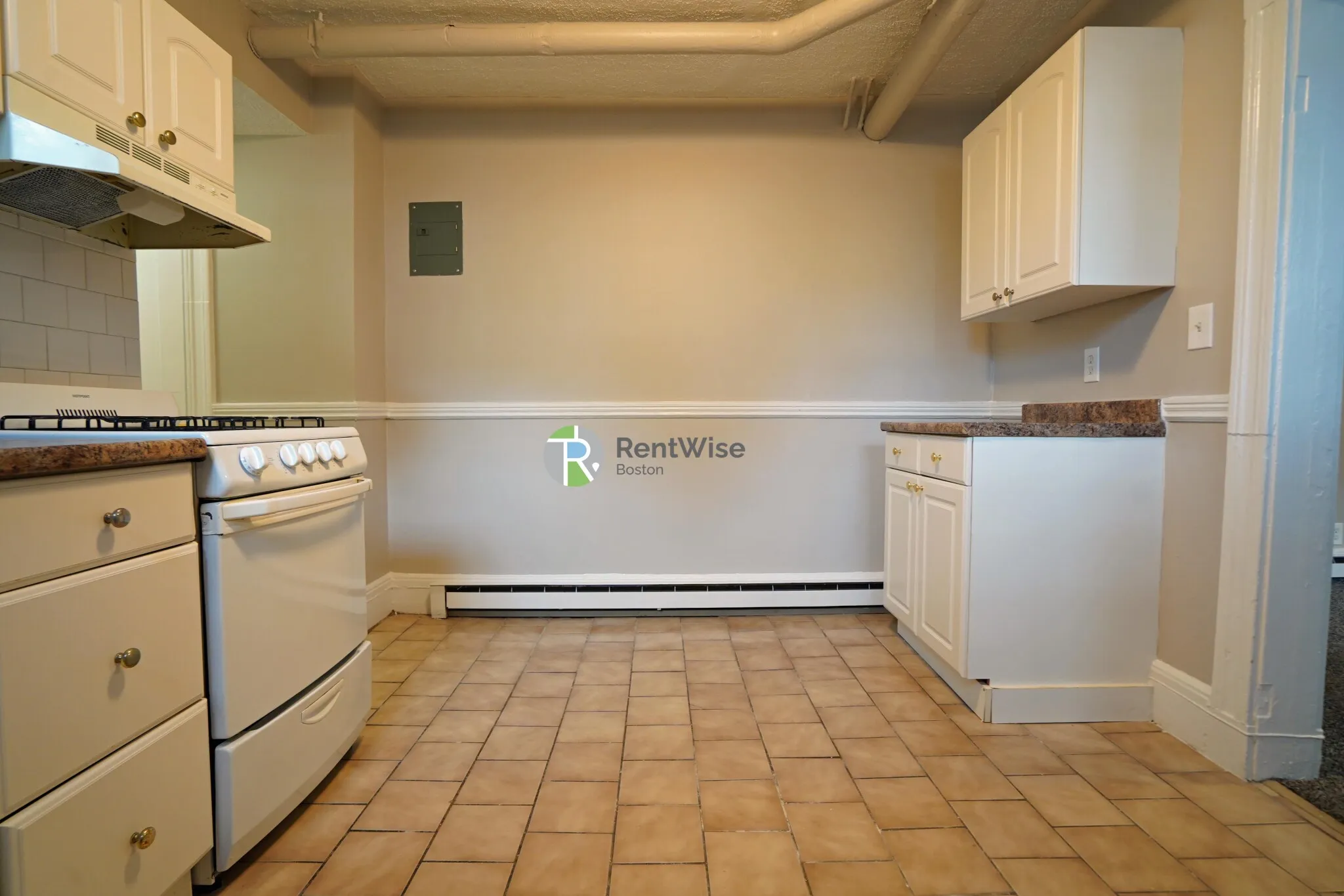 56 Gardner St, Allston