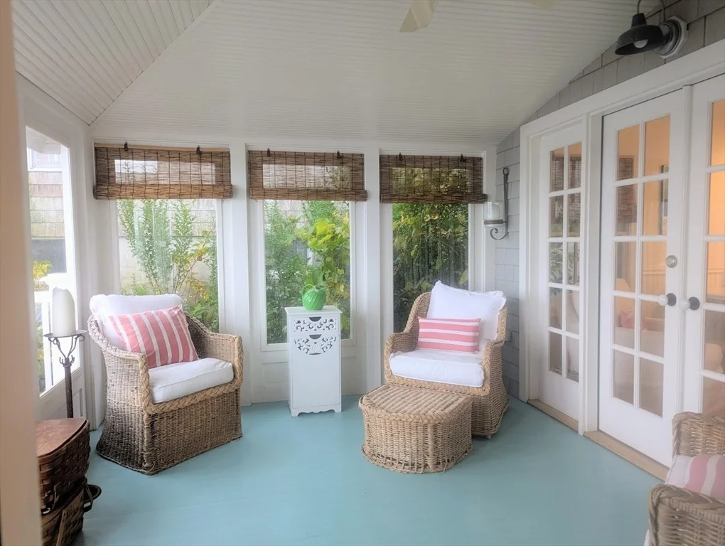 4 Cliff Rd, Little Neck