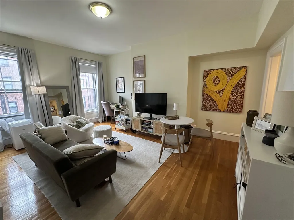 300 Marlborough St, Back Bay