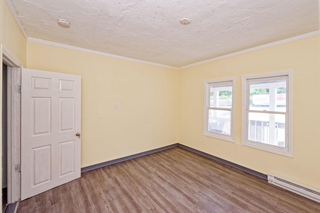 1143 Grafton St, Worcester