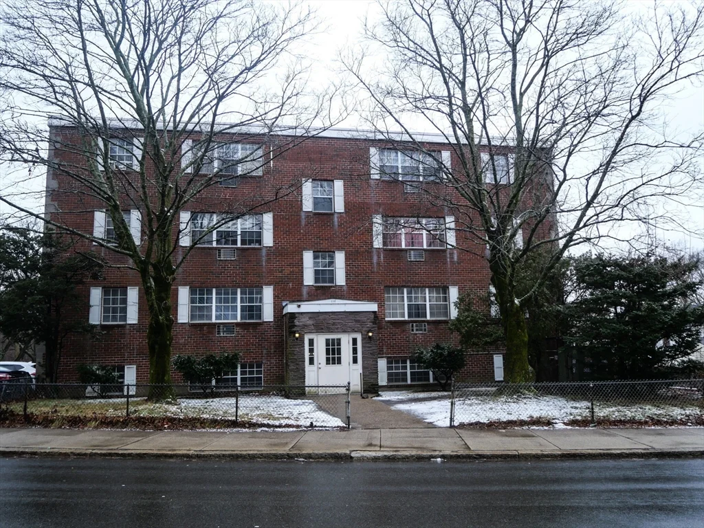 116 River, Mattapan