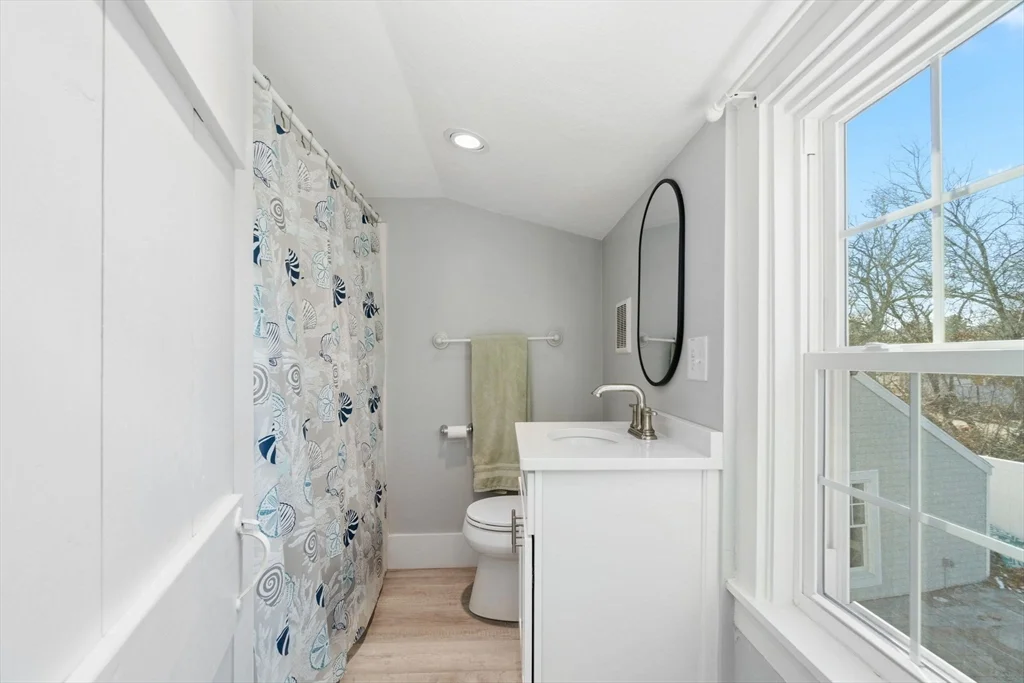 32 Woodside Ave, Wareham