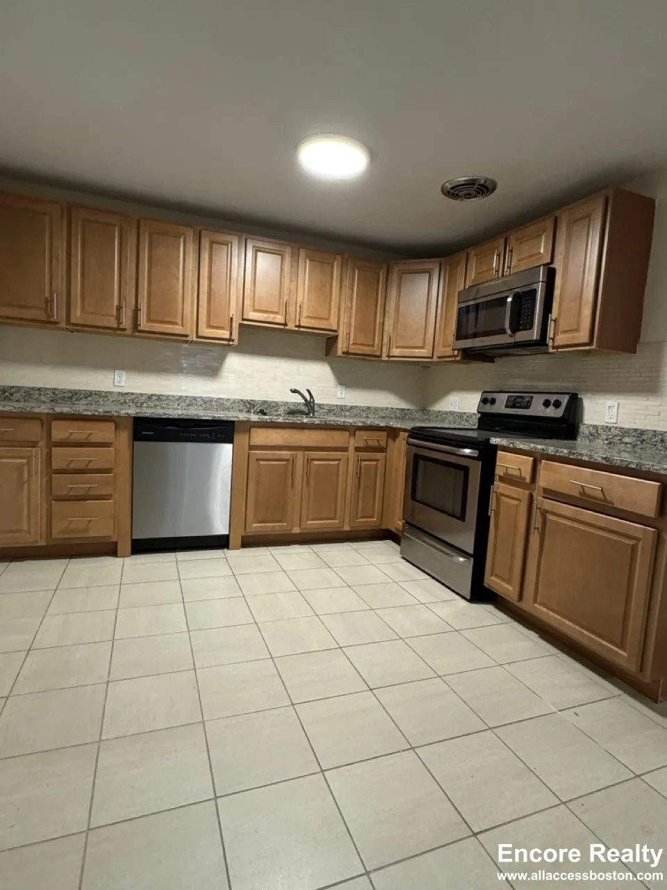 110 Babcock St, North Brookline