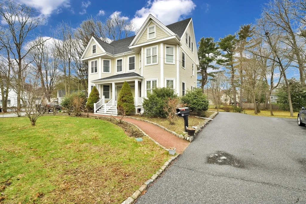 22 High St, Needham