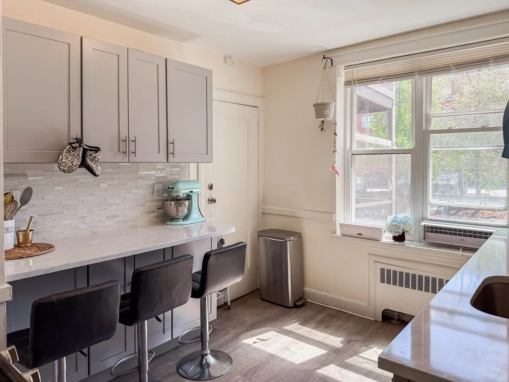 84 Strathmore Rd, Brighton