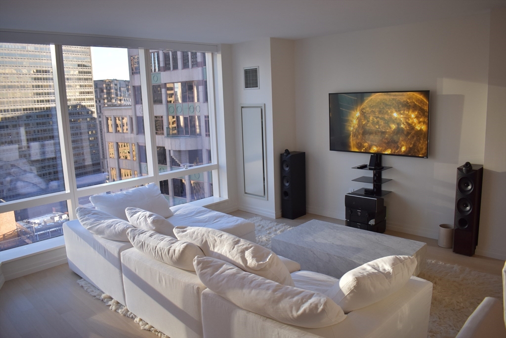 1 Franklin St, Downtown