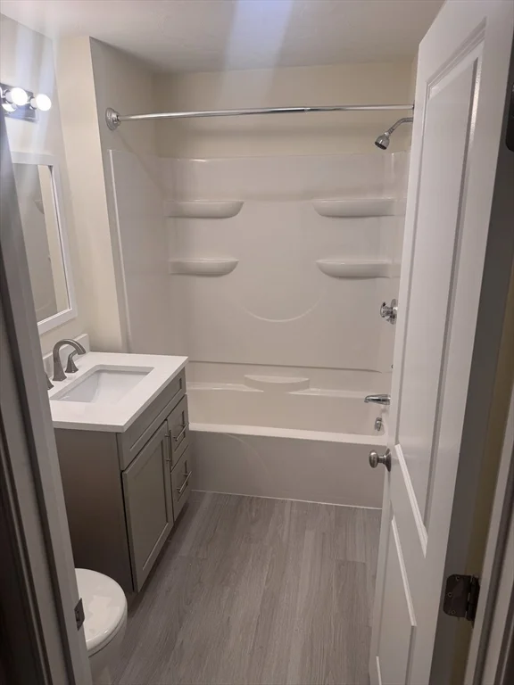 5 West Chapel, Abington