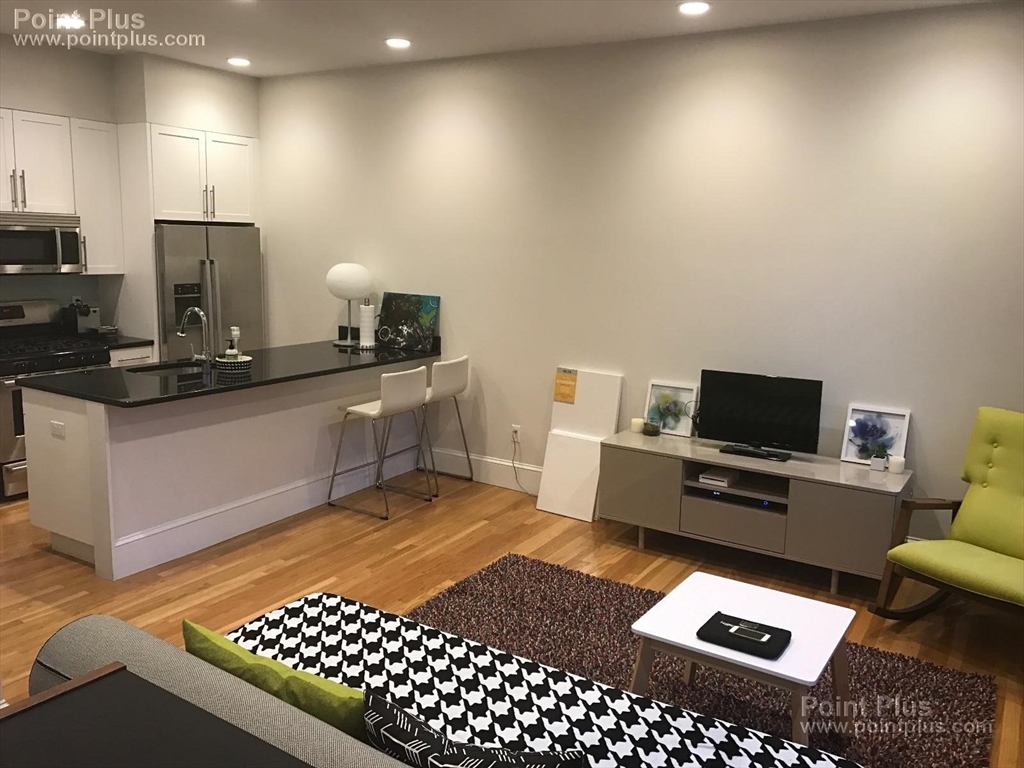 87 Third St, East Cambridge