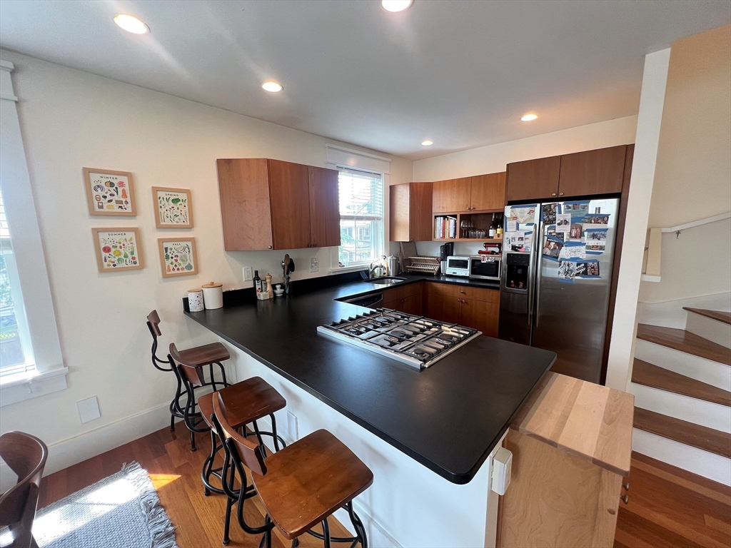 44 Rockview St, Jamaica Plain