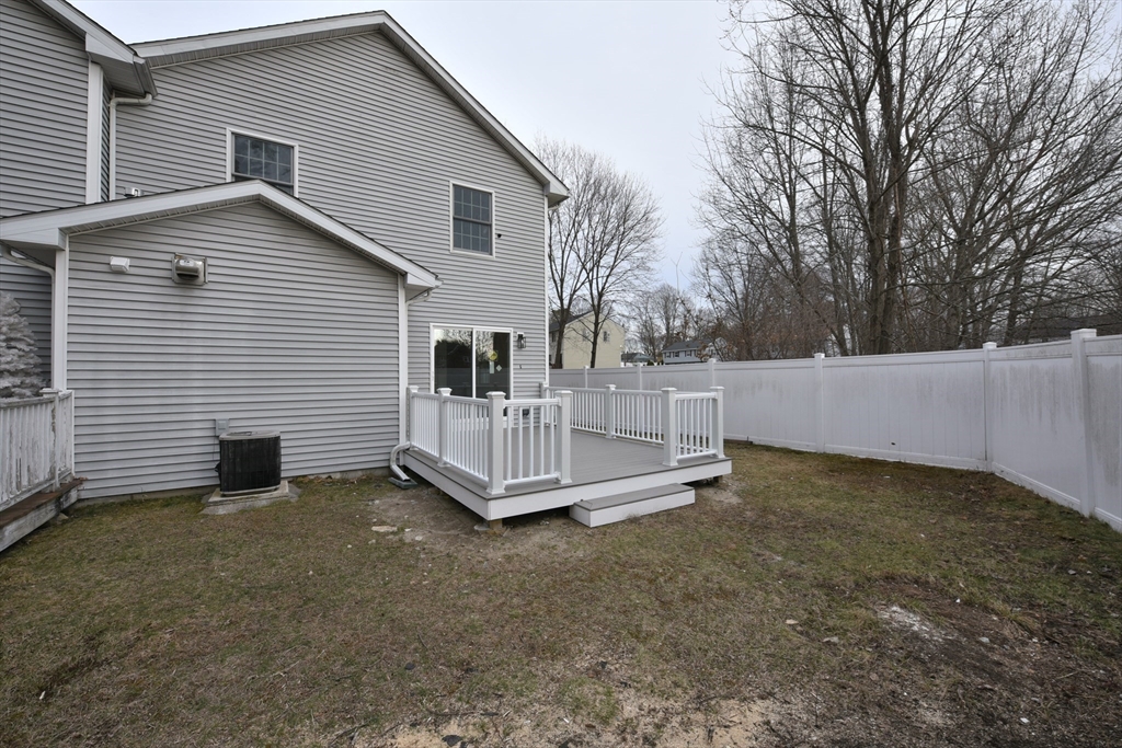 19 Stillman Circle, Natick