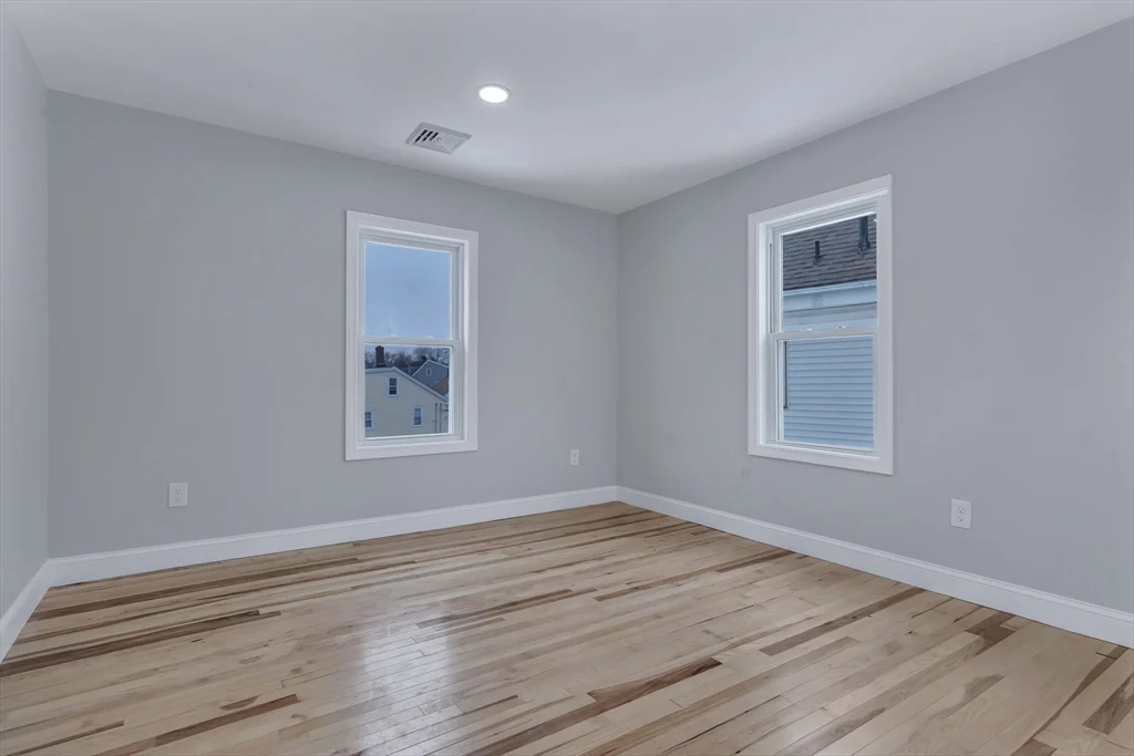 73 Walnut St, Dedham