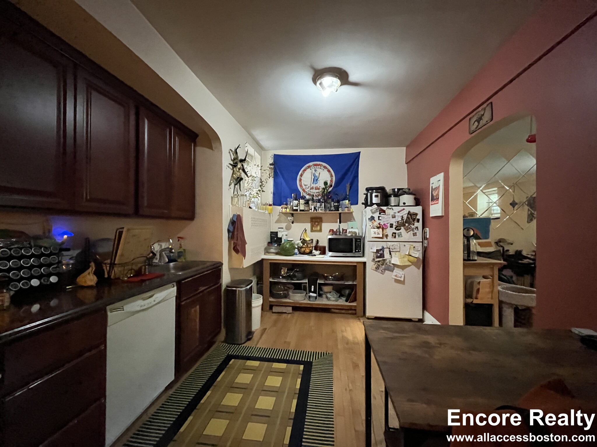 1555 Beacon St, Brookline