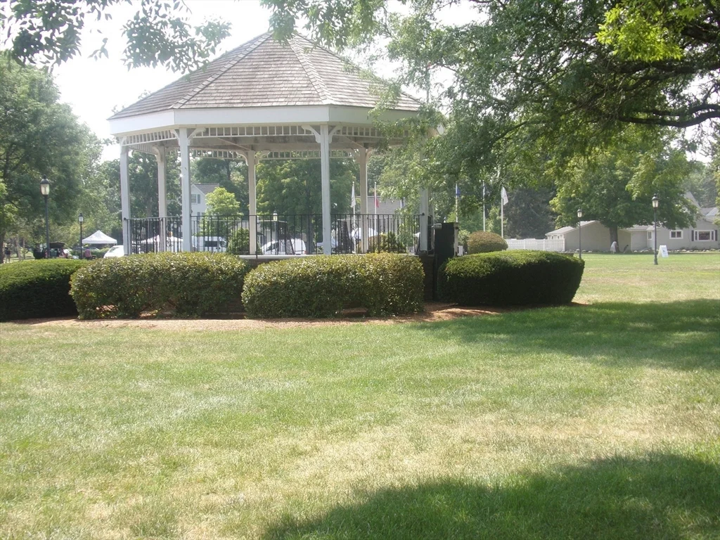 162 Middlesex Ave, Wilmington