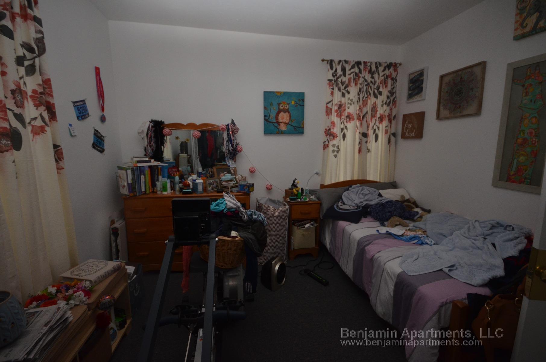 878 Huntington Ave, Mission Hill