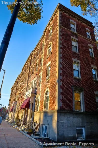 1622 Massachusetts Ave, Harvard Square