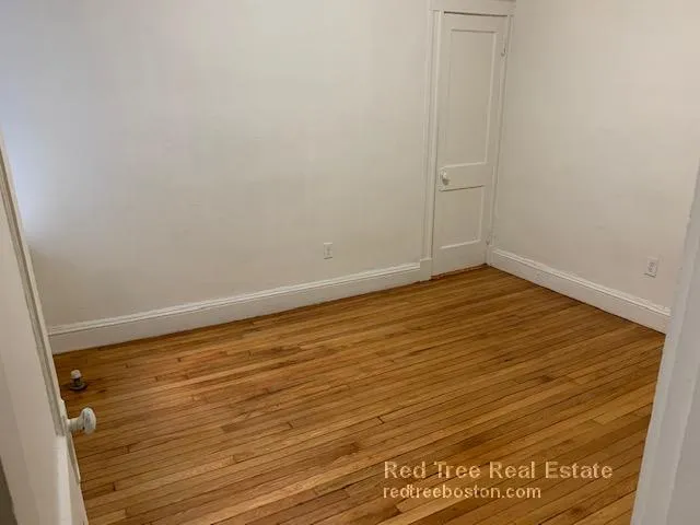 1175 Boylston St, Fenway