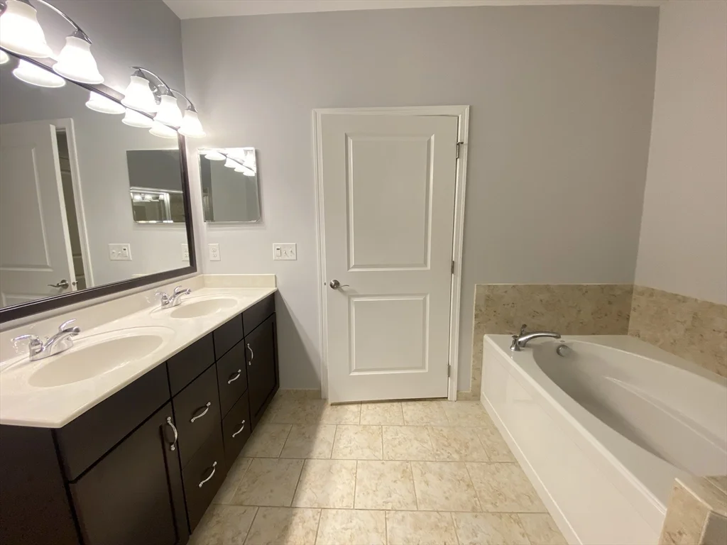 107 Corning Fairbanks Way, Westborough