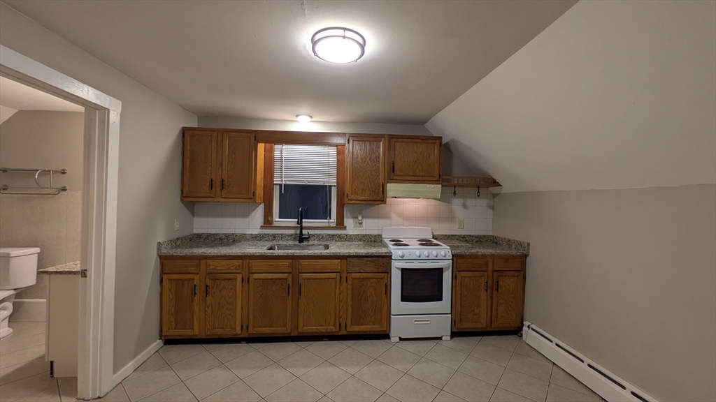 19 Harrison Ave, Taunton