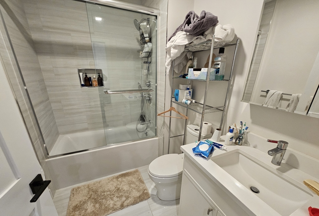 9 Everett St, Allston