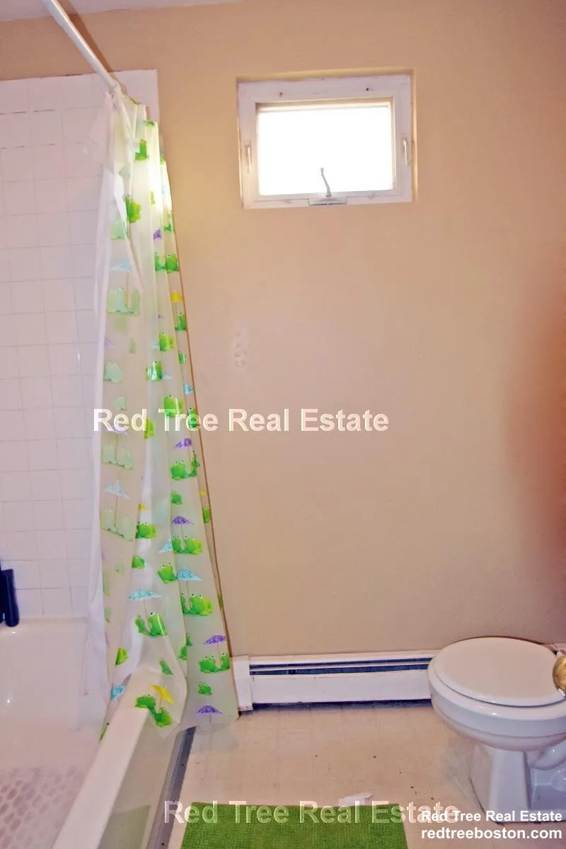 21 Highgate St, Allston