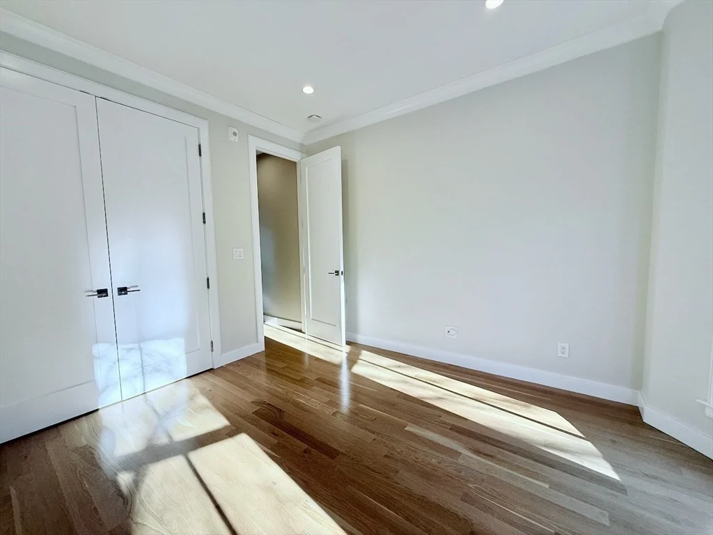 143 Warren Ave, South End