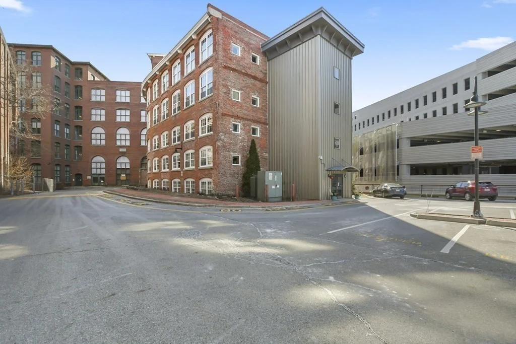 200 Market, Downtown