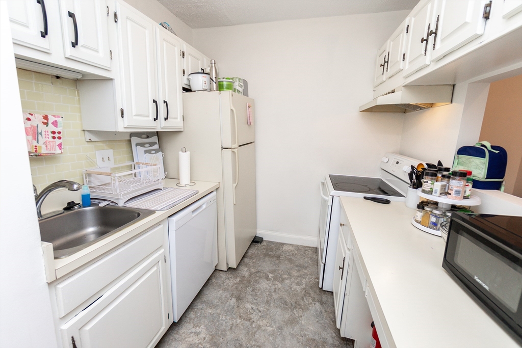 209 W Newton St, South End