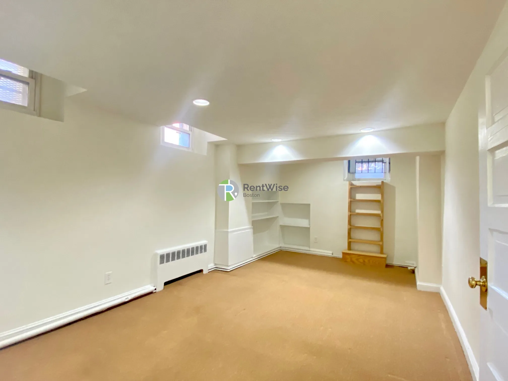 304 Berkeley St, Back Bay