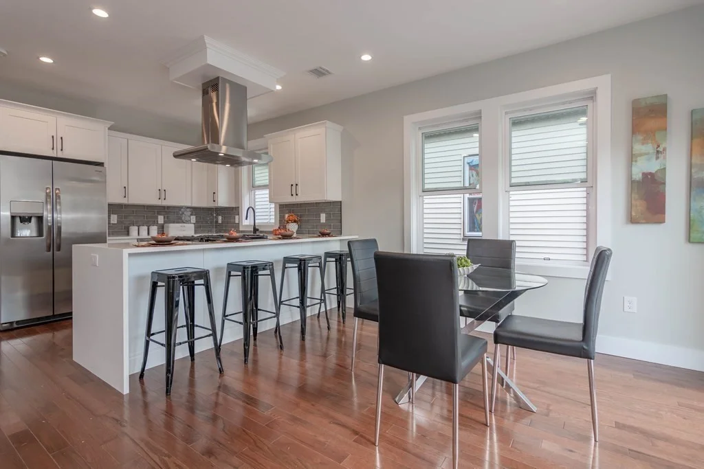 71 Savin St, West Roxbury