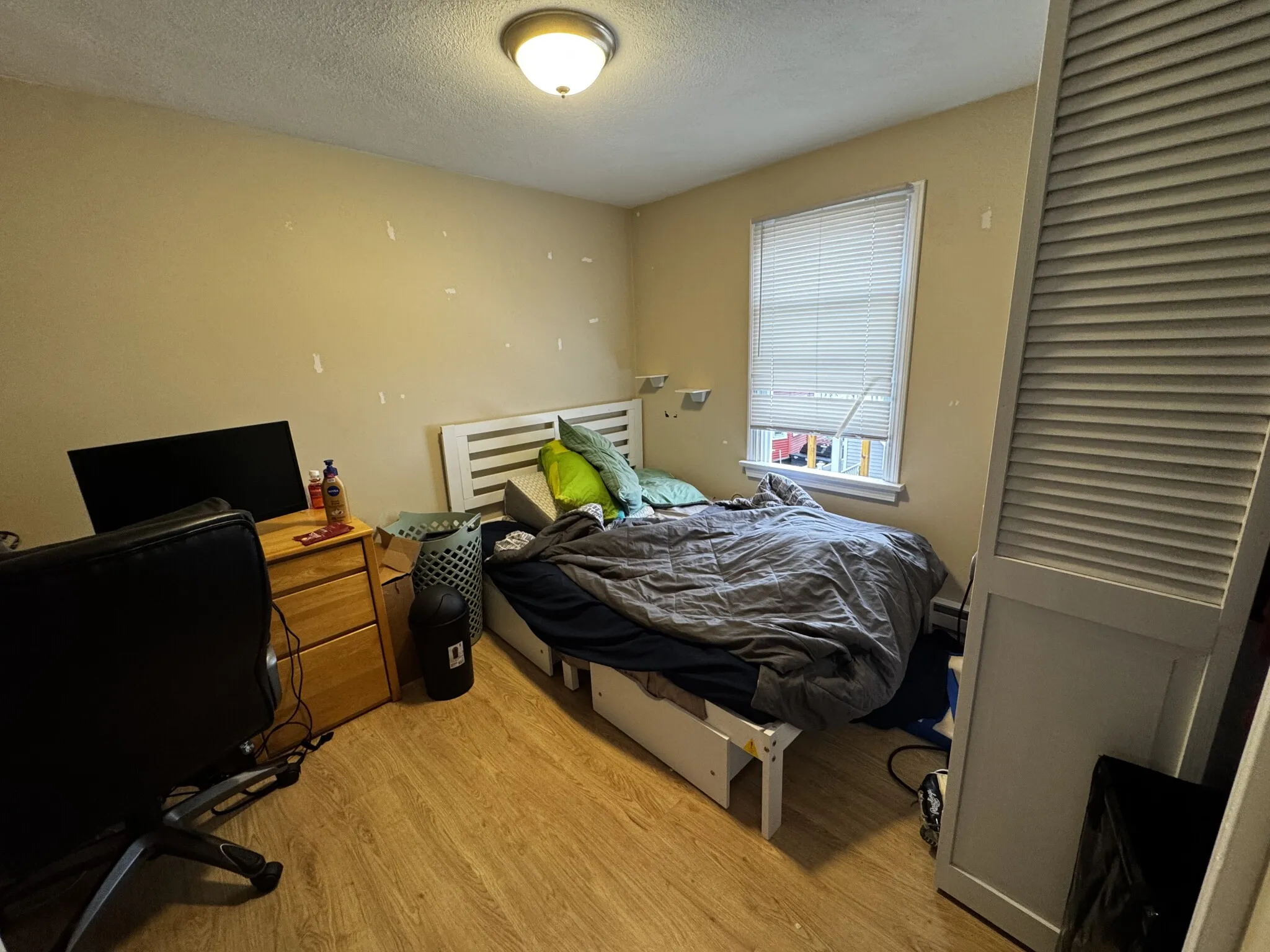 74 Frederick Ave, South Medford