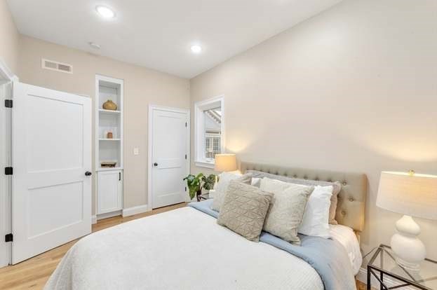 13 Monmouth St, East Boston