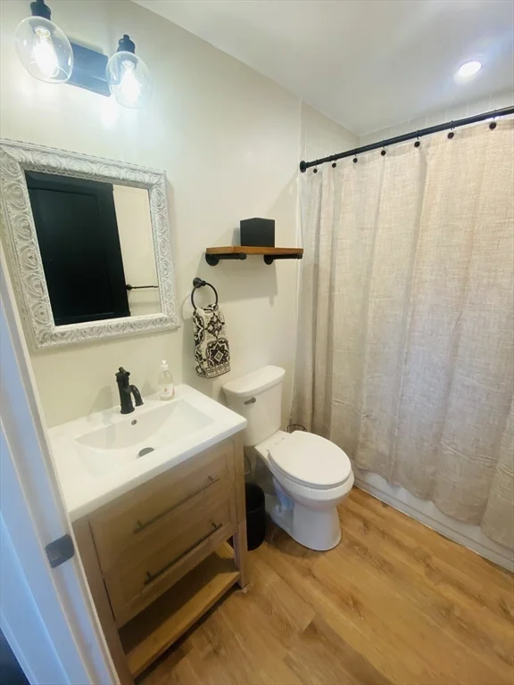 80 Foster St, Peabody