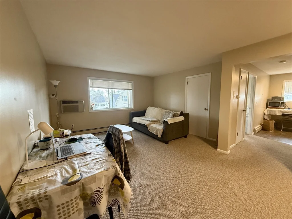 69 Newton St, Waltham