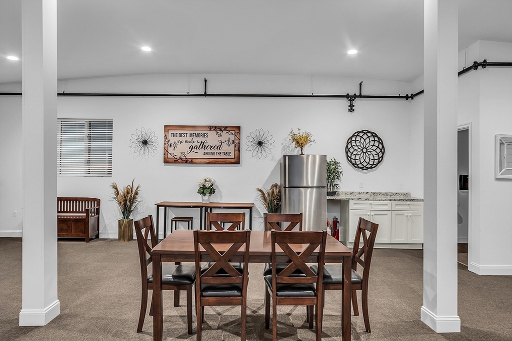 2 South Grove St, Bradford