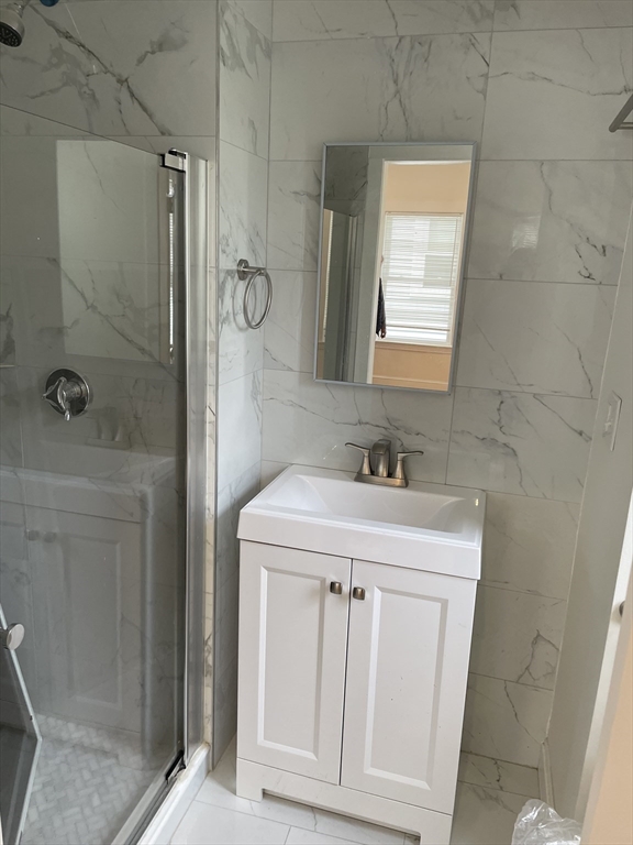 37 Brook St, Brookline Village