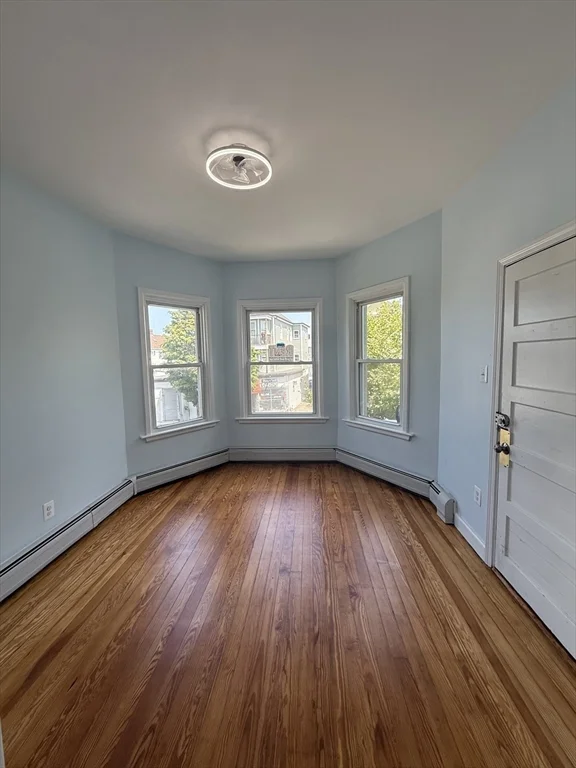 869 Brock Ave, New Bedford