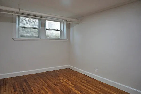 95 Adams St, South Side